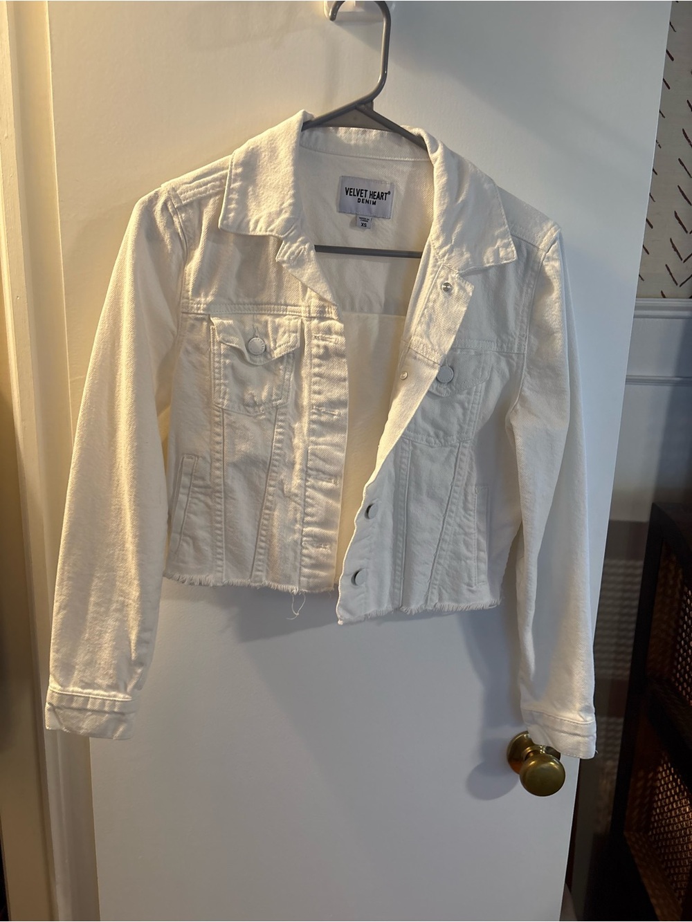 Velvet Heart | Denim Cropped Jacket with Frayed Hem